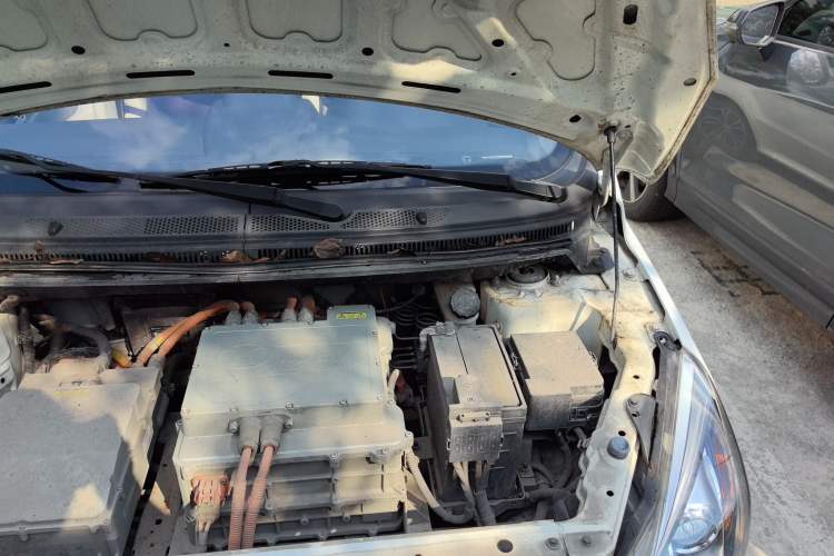 Used BAIC New Energy EV 2016 EV160 Light Edition Engine Bay Left