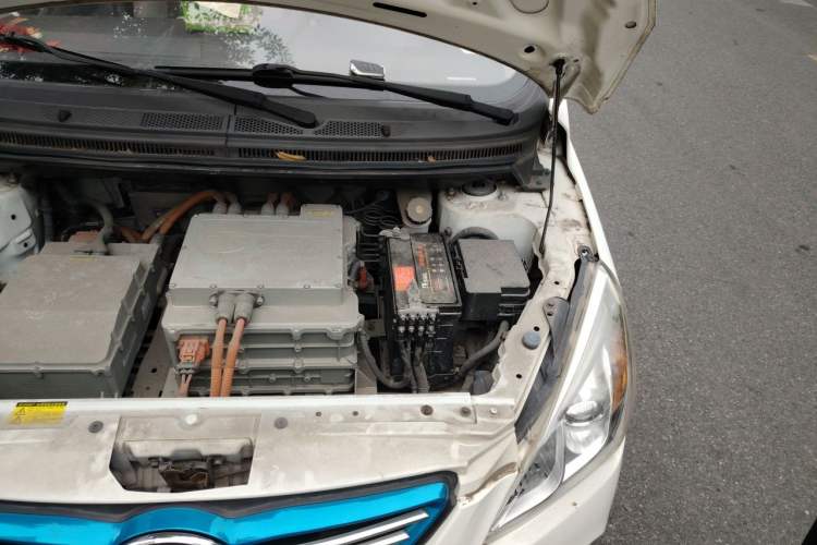 Used BAIC New Energy EV 2016 EV160 Light Edition Engine Bay Left