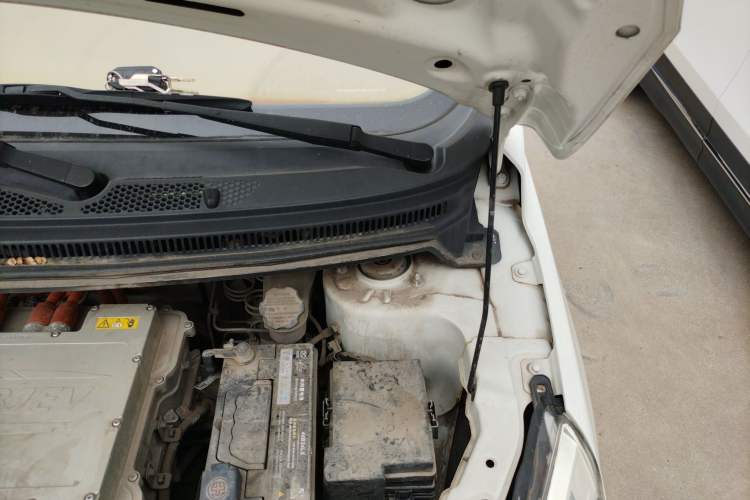 Used BAIC New Energy EV 2016 E150EV Classic Edition Engine Bay Left