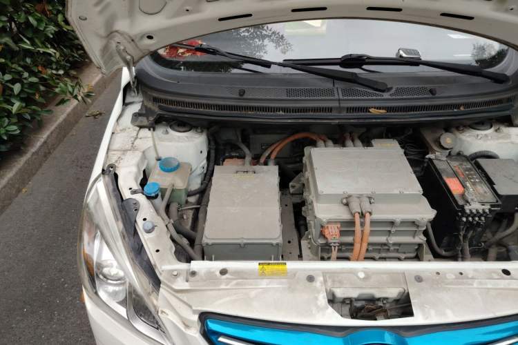 Used BAIC New Energy EV 2016 EV160 Light Edition Engine Bay Right
