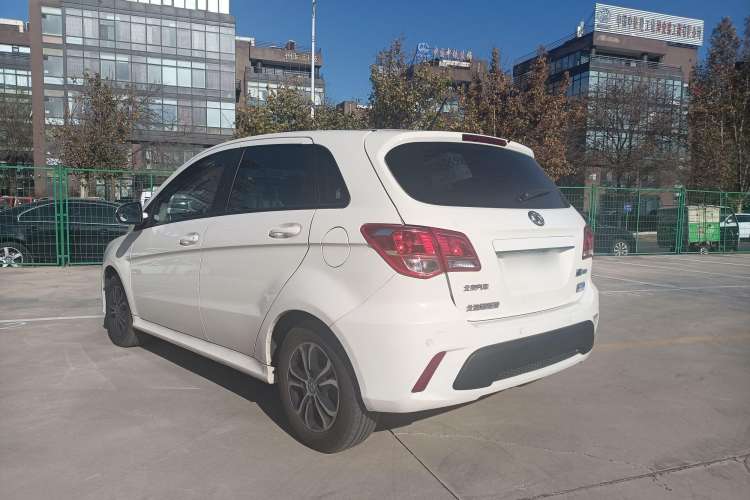 Used BAIC New Energy EV 2016 EV160 Light Edition Exterior 4