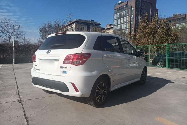 Used BAIC New Energy EV 2016 EV160 Light Edition Exterior 6