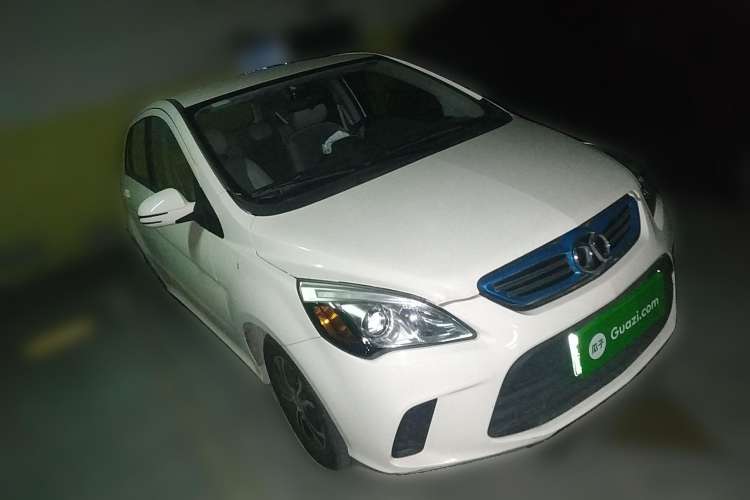 Used BAIC New Energy EV 2016 EV160 Light Edition Front Right 45 Deg