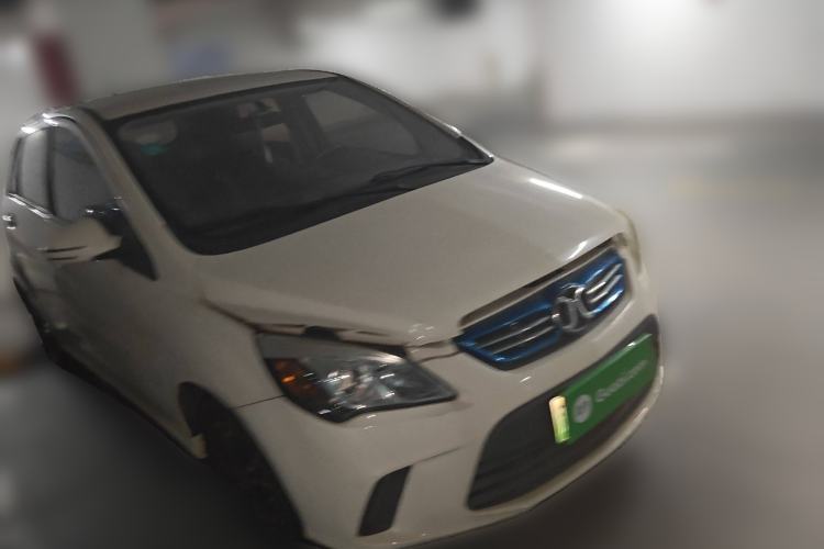 Used BAIC New Energy EV 2016 EV160 Light Edition Front Right 45 Deg
