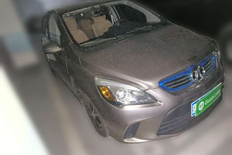 Used BAIC New Energy EV 2016 EV160 Light Edition Front Right 45 Deg