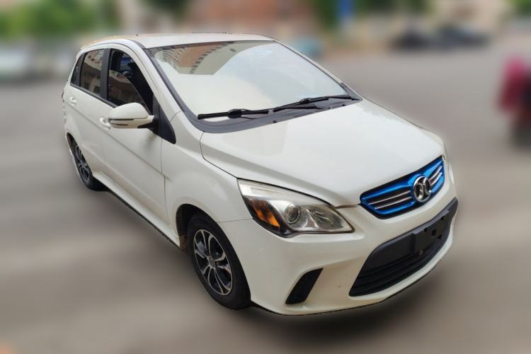 Used BAIC New Energy EV 2016 EV160 Light Edition Front Right 45 Deg