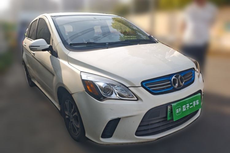 Used BAIC New Energy EV 2016 EV160 Light Edition Front Right 45 Deg