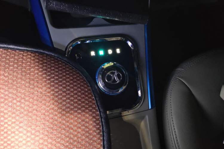 Used BAIC New Energy EV 2016 EV160 Light Edition Gear Lever