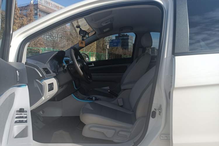 Used BAIC New Energy EV 2016 EV160 Light Edition Interior 4