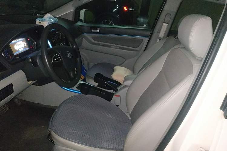Used BAIC New Energy EV 2016 EV160 Light Edition Left Front Seat