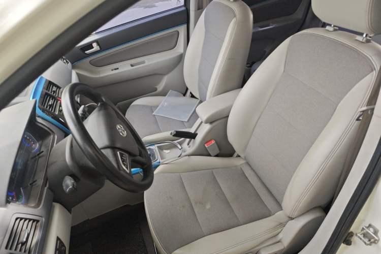 Used BAIC New Energy EV 2016 EV160 Light Edition Left Front Seat