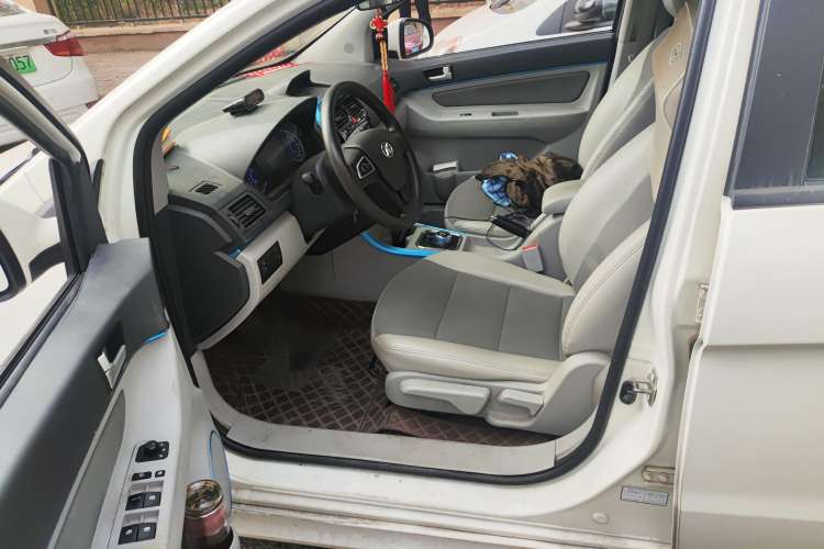 Used BAIC New Energy EV 2016 EV160 Light Edition Left Front Seat