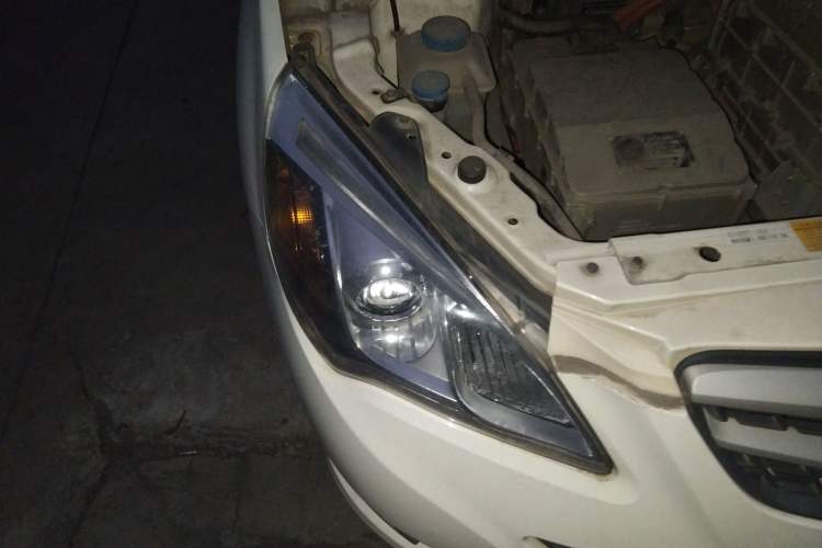 Used BAIC New Energy EV 2016 E150EV Classic Edition Right Front Headlight