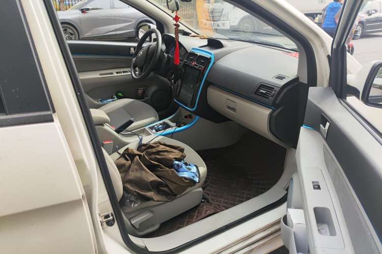 Used BAIC New Energy EV 2016 EV160 Light Edition Right Front Seat