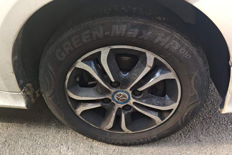 Used BAIC New Energy EV 2016 EV160 Light Edition Right Front Wheel Hub