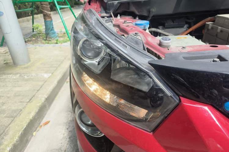 Used BAIC New Energy EX 2016 EX200 Active Edition Right Front Headlight