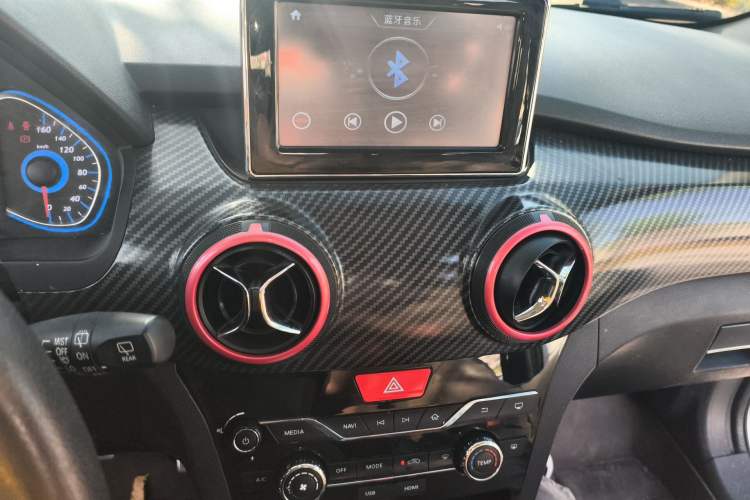 Used BAIC New Energy EX 2016 EX200 Active Edition Audio And AC Panel