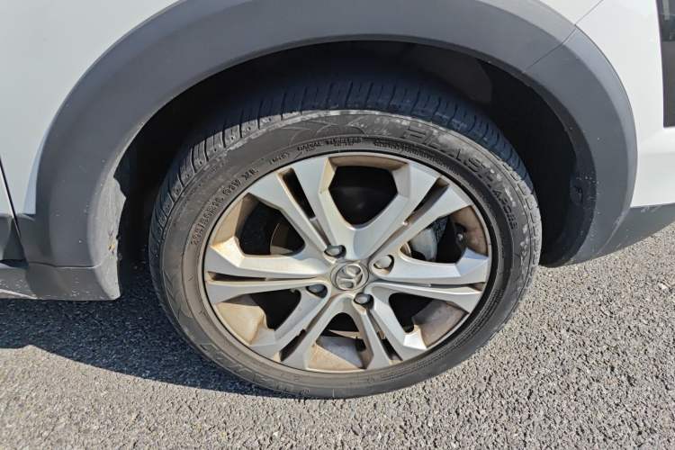 Used BAIC New Energy EX 2016 EX200 Active Edition Right Front Wheel Hub