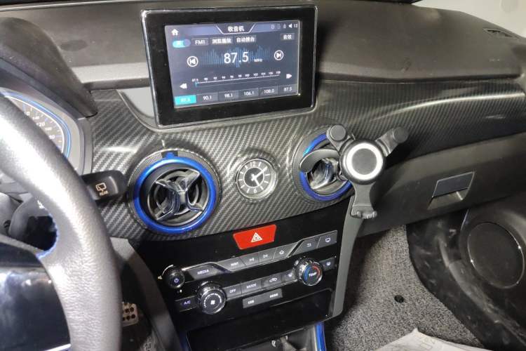 Used BAIC New Energy EX 2017 EX260 Cool Edition Audio And AC Panel