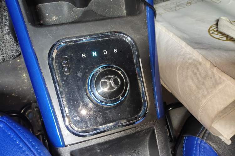 Used BAIC New Energy EX 2017 EX260 Cool Edition Gear Lever
