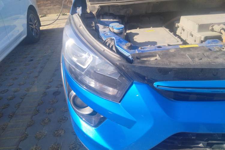 Used BAIC New Energy EX 2017 EX260 Active Edition Right Front Headlight