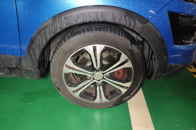 Used BAIC New Energy EX 2017 EX260 Cool Edition Right Front Wheel Hub