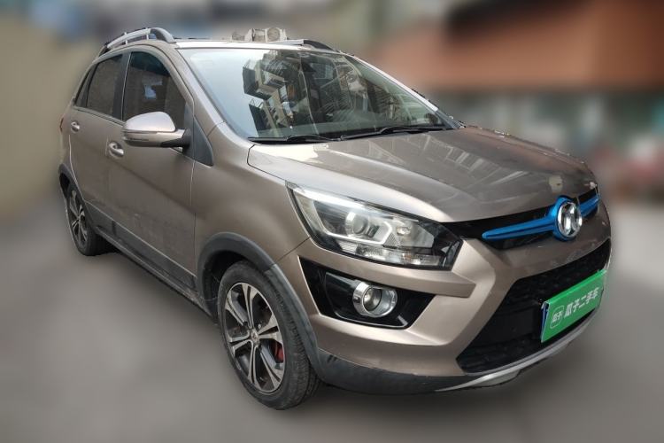 Used BAIC New Energy EX 2017 EX260 Cool Edition Front Right 45 Deg