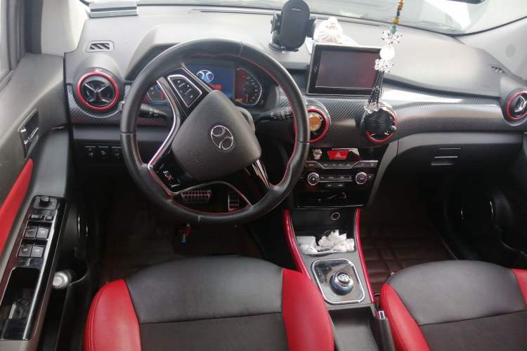 Used BAIC New Energy EX 2017 EX260 Active Edition Center Console
