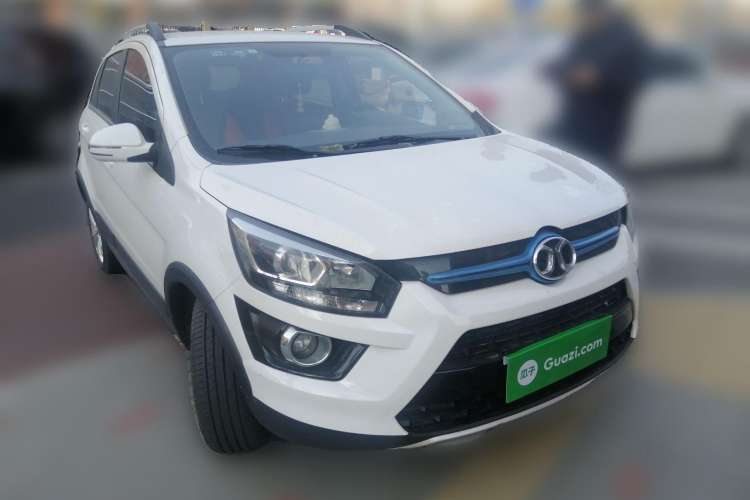 Used BAIC New Energy EX 2017 EX260 Active Edition Front Right 45 Deg