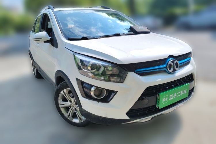 Used BAIC New Energy EX 2017 EX260 Active Edition Front Right 45 Deg
