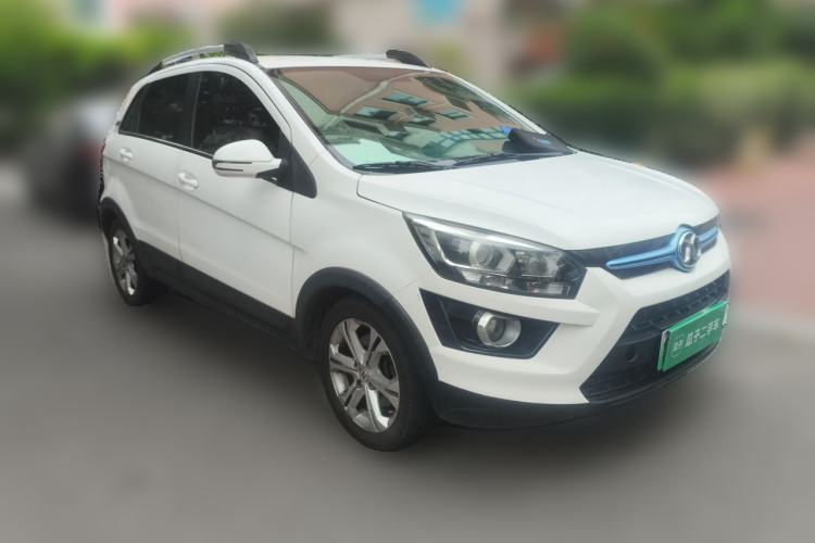 Used BAIC New Energy EX 2017 EX260 Active Edition Front Right 45 Deg