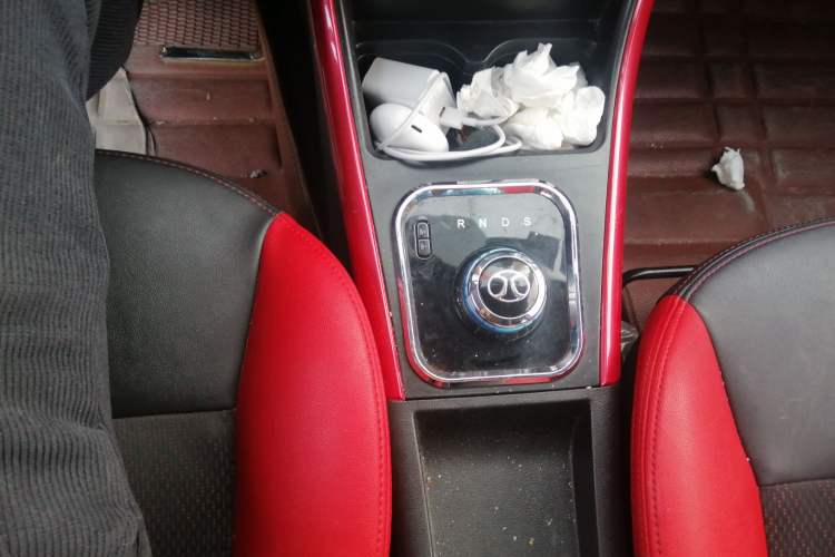 Used BAIC New Energy EX 2017 EX260 Active Edition Gear Lever