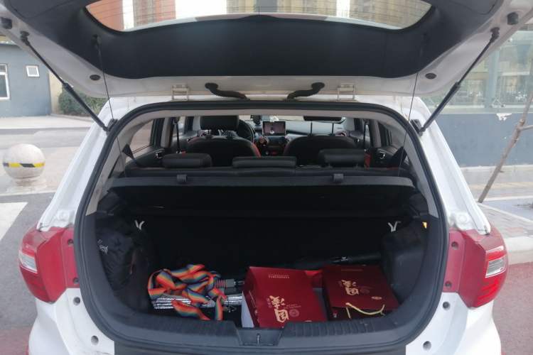 Used BAIC New Energy EX 2017 EX260 Active Edition Trunk