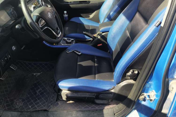Used BAIC New Energy EX 2018 EX360 Trendy Edition Left Front Seat