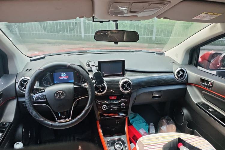 Used BAIC New Energy EX 2018 EX360 New Style Edition Center Console