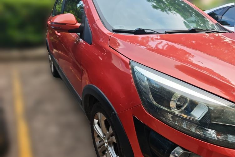 Used BAIC New Energy EX 2018 EX360 New Style Edition Front Right 45 Deg