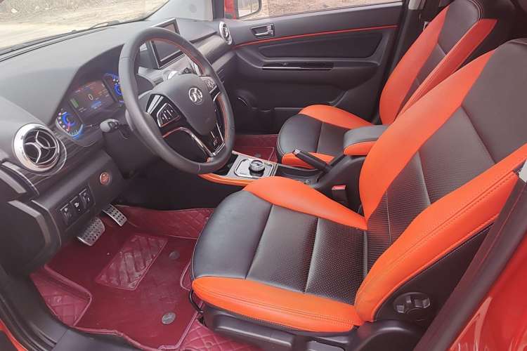 Used BAIC New Energy EX 2018 EX360 Trendy Edition Interior 2