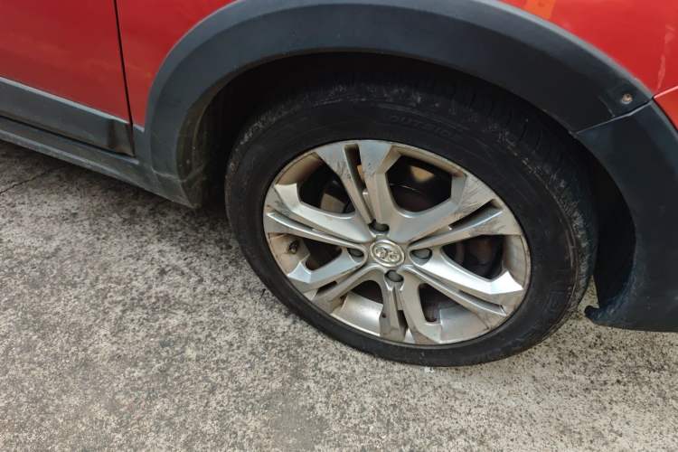 Used BAIC New Energy EX 2018 EX360 New Style Edition Right Front Wheel Hub