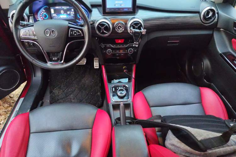 Used BAIC New Energy EX 2018 EX360 Trendy Edition Center Console