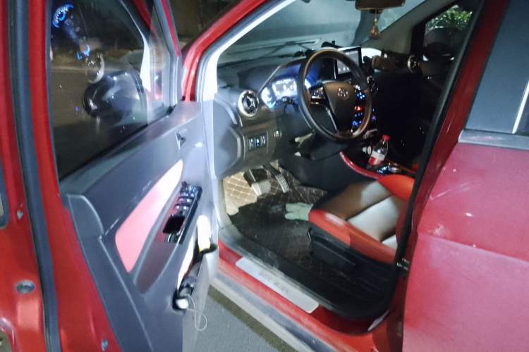 Used BAIC New Energy EX 2018 EX360 Trendy Edition Driver Seat
