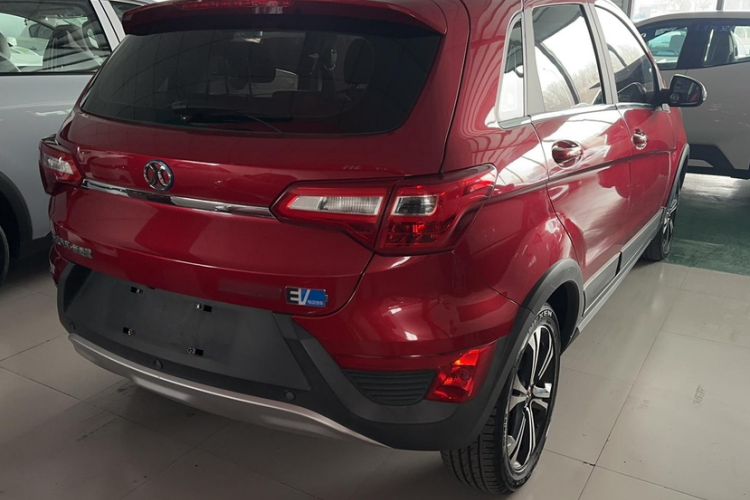 Used BAIC New Energy EX 2018 EX360 Trendy Edition Exterior 4