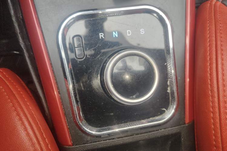 Used BAIC New Energy EX 2018 EX360 Trendy Edition Gear Lever