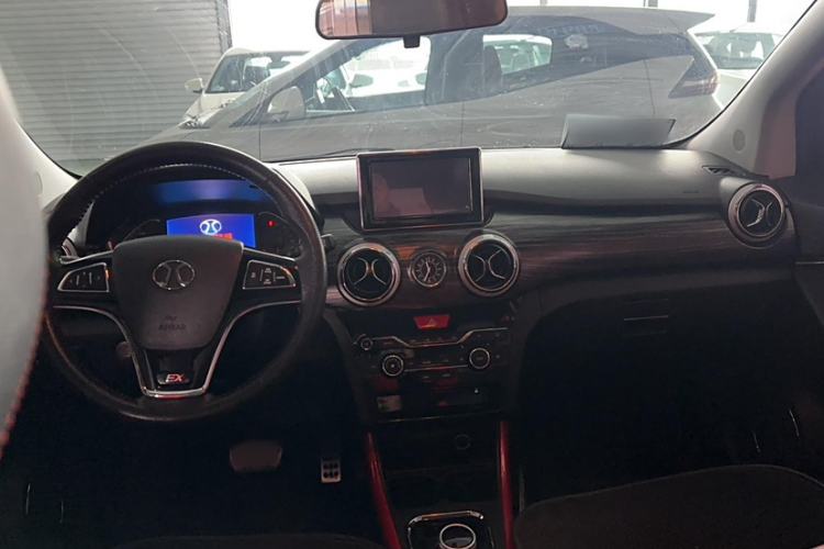 Used BAIC New Energy EX 2018 EX360 Trendy Edition Interior 1