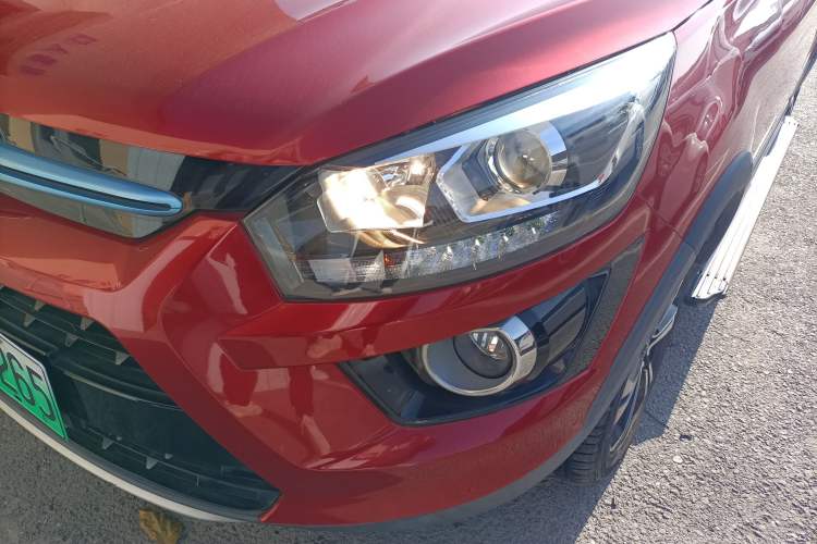 Used BAIC New Energy EX 2018 EX360 Trendy Edition Left Front Headlight