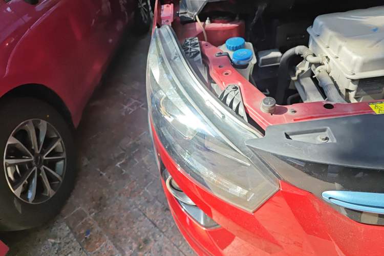 Used BAIC New Energy EX 2018 EX360 New Style Edition Right Front Headlight