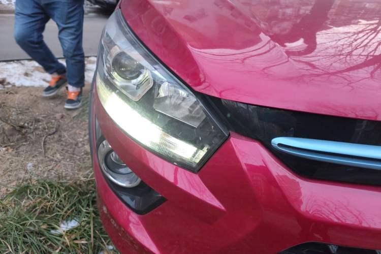 Used BAIC New Energy EX 2018 EX360 Trendy Edition Right Front Headlight
