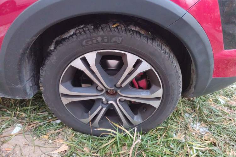 Used BAIC New Energy EX 2018 EX360 Trendy Edition Right Front Wheel Hub