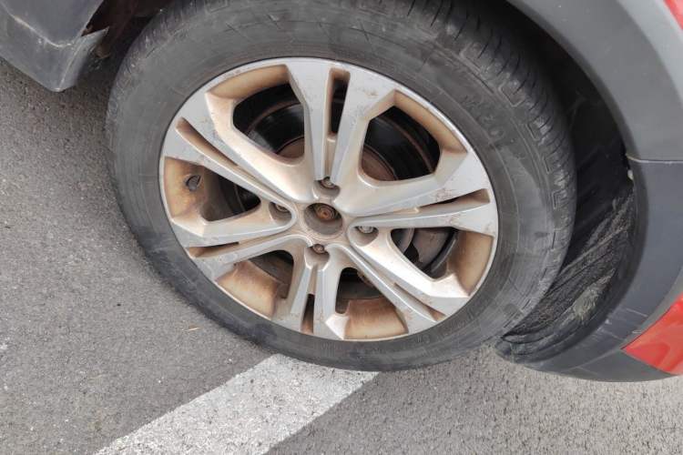Used BAIC New Energy EX 2018 EX360 New Style Edition Right Front Wheel Hub