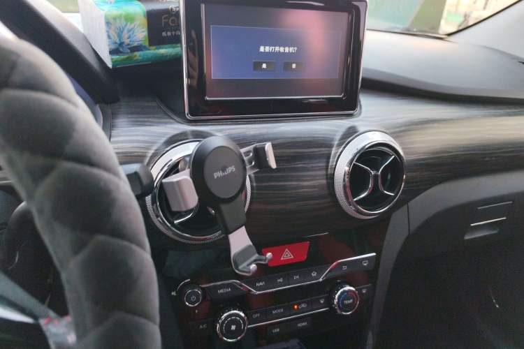 Used BAIC New Energy EX 2018 EX360 New Style Edition Audio And AC Panel