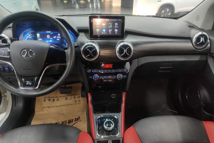 Used BAIC New Energy EX 2018 EX360 New Style Edition Audio And AC Panel